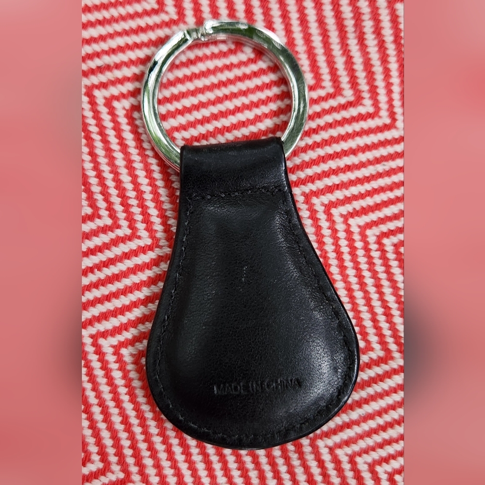 Coach black leather original keyfob teardrop silver keyring - Picture 2 of 3